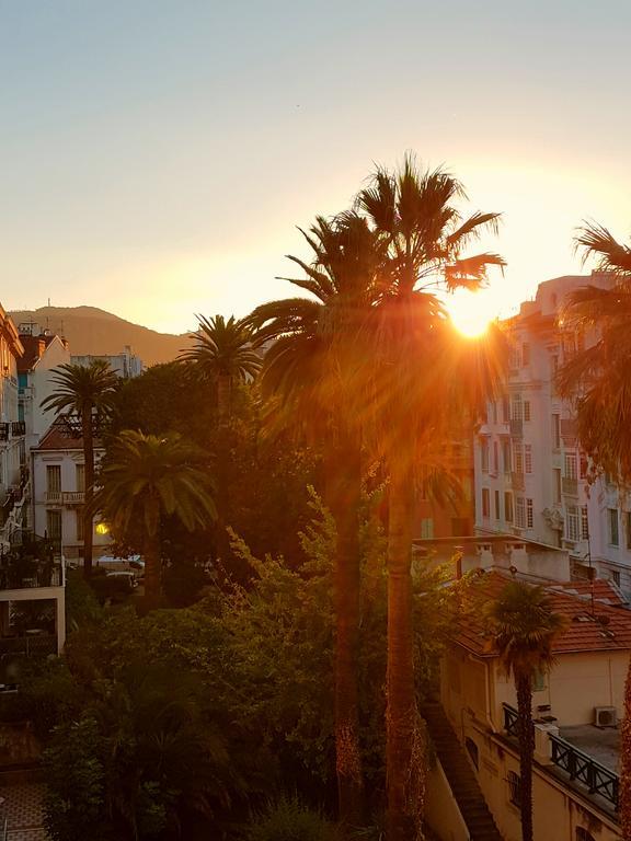Apartment Amazing In The Center Of At French Riviera *