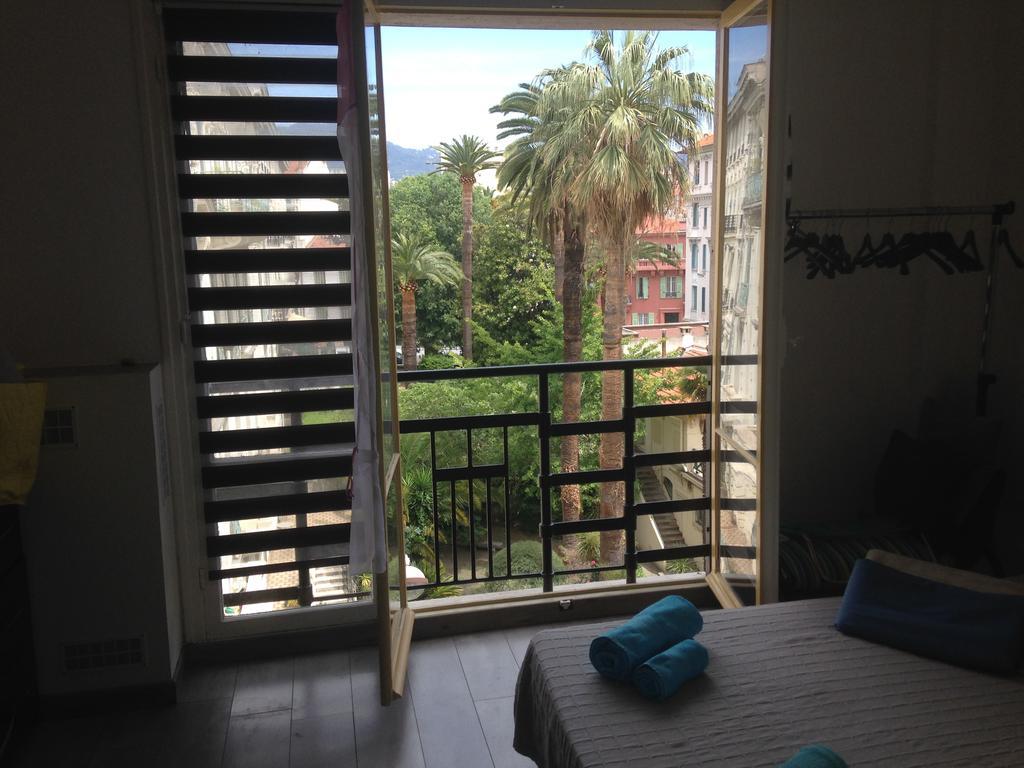 Amazing In The Center Of At French Riviera Apartment
