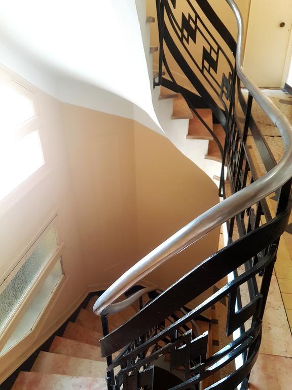 Apartment Amazing In The Center Of At French Riviera